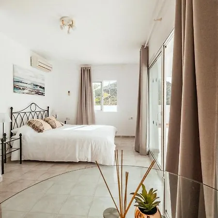 Villa Sa Bassa, Amazing Seaviews And Great Pool Portinatx