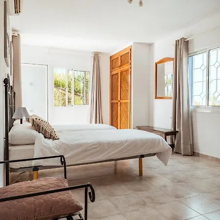 Villa Sa Bassa, Amazing Seaviews And Great Pool *